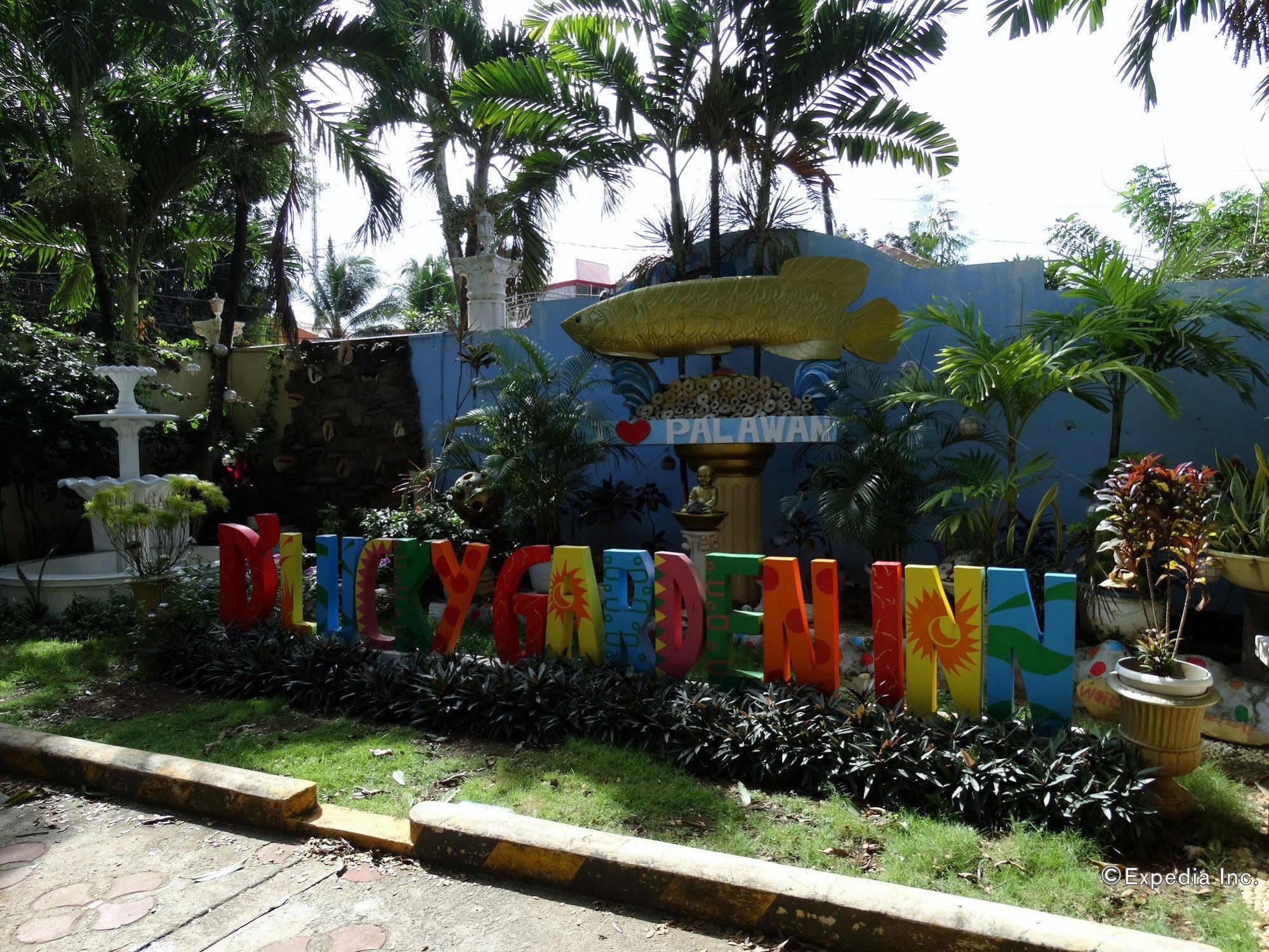 D'Lucky Garden Inn & Suites Tiniguiban Exterior foto